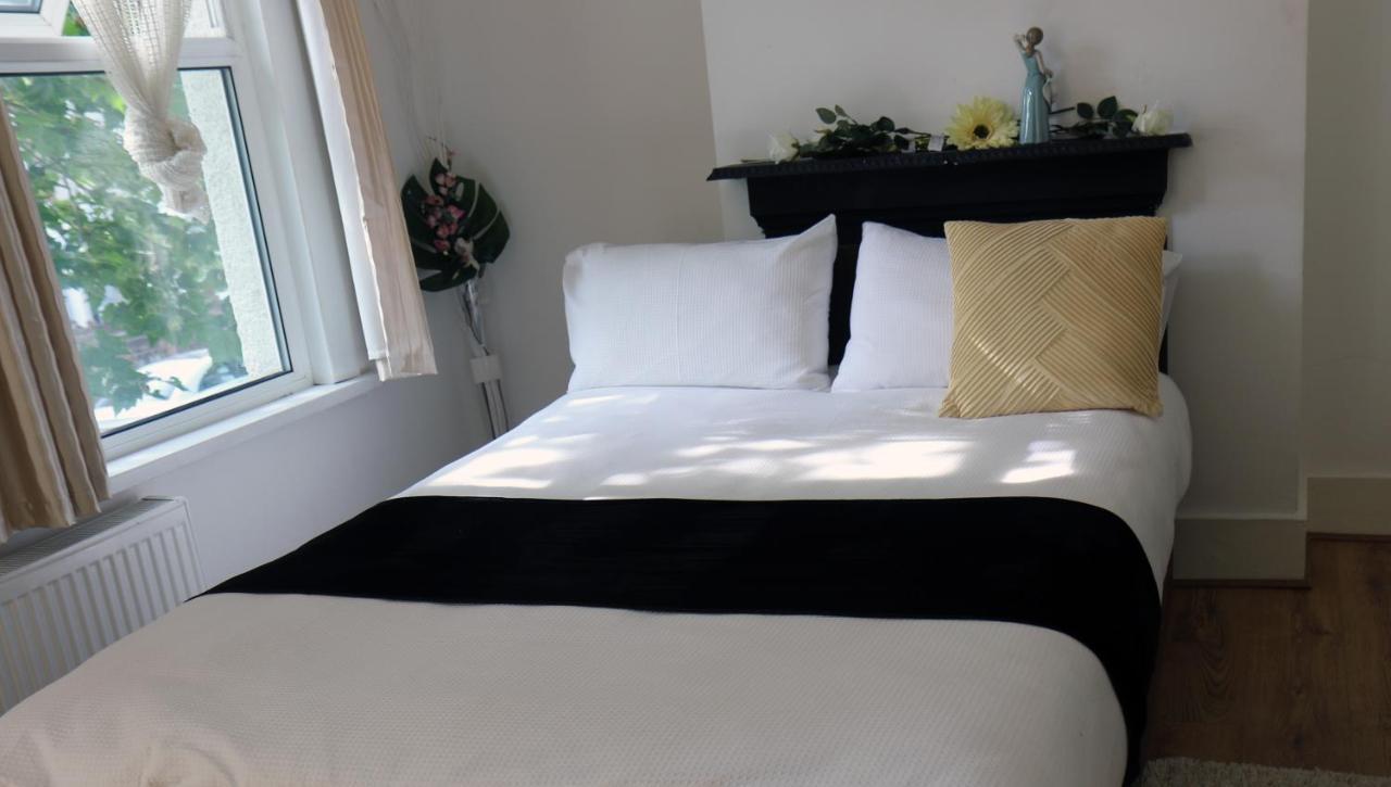 Cozy Rooms Or Apartment In London Townhouse Fast Links To Central エクステリア 写真