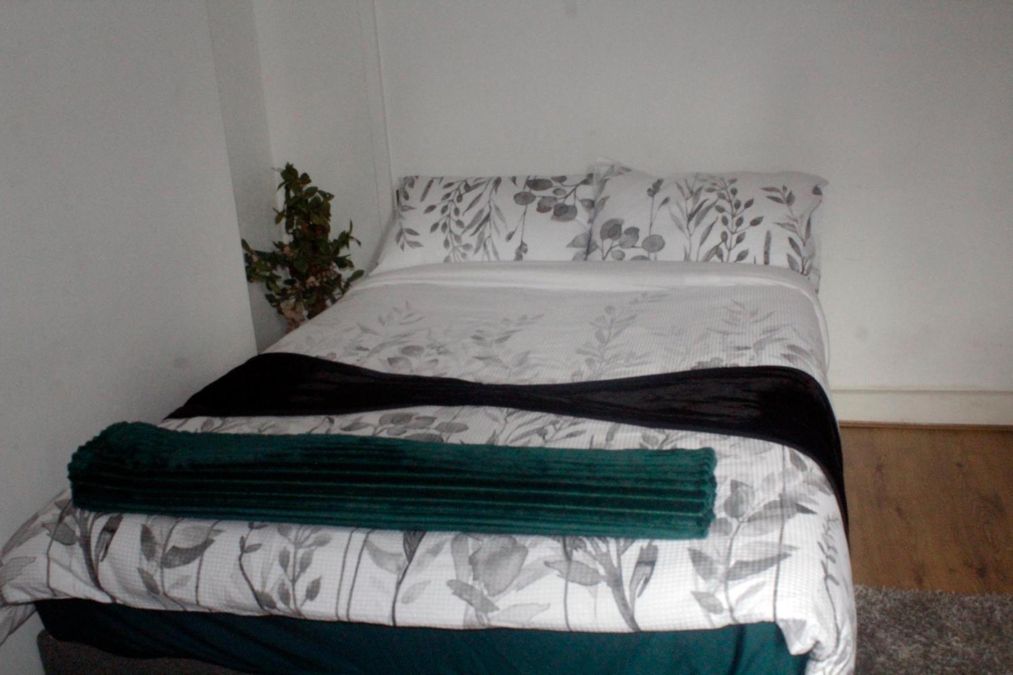 Cozy Rooms Or Apartment In London Townhouse Fast Links To Central エクステリア 写真